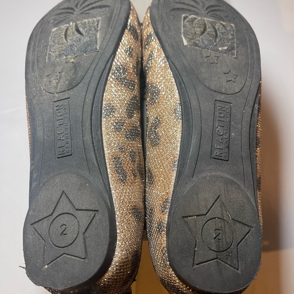 Kenneth Cole Reaction Kids Copy Tap (Black Leopard) Girls Size 2 - Picture 4 of 5